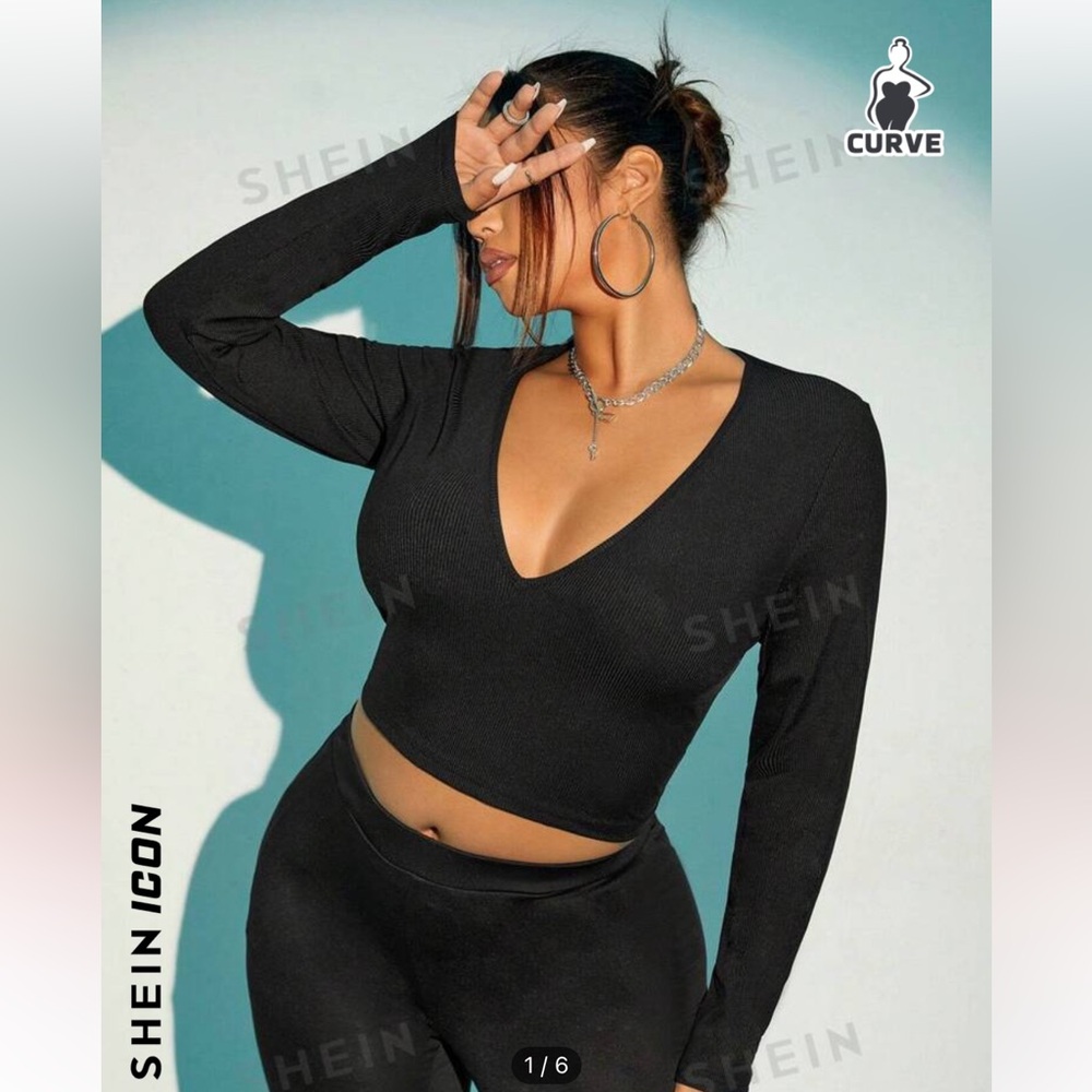 Solid crop long sleeve tee